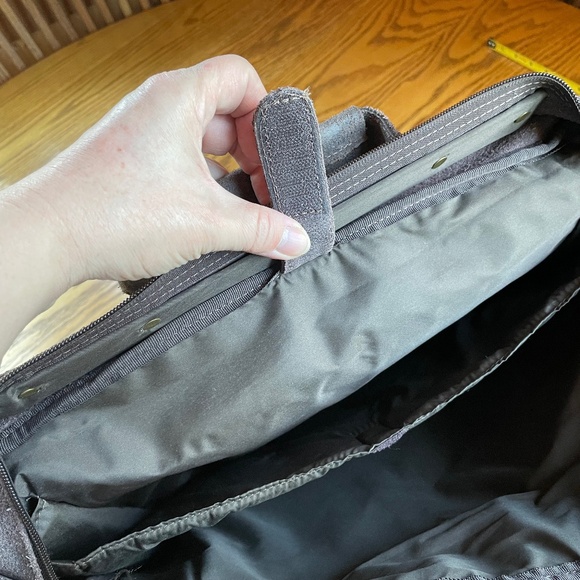 Le Donne Brown Leather Messenger Bag - Picture 5 of 14